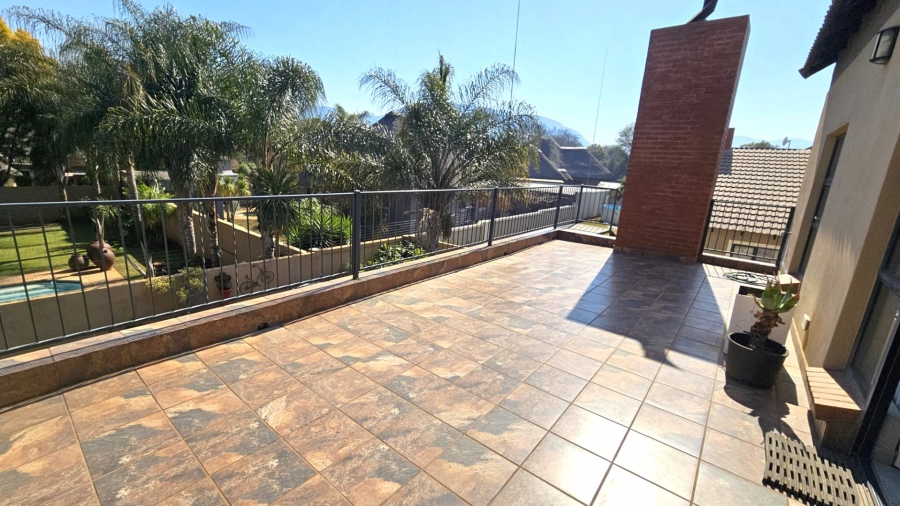 To Let 2 Bedroom Property for Rent in Melodie North West